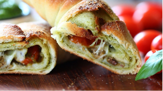 Apetisant - Cornuri pizza