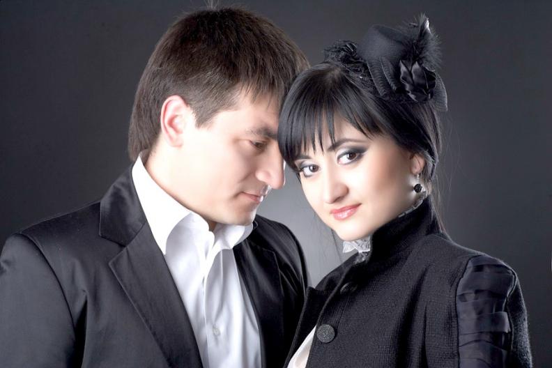 Costi Burlacu & Corina Tepes - Acelasi Drum