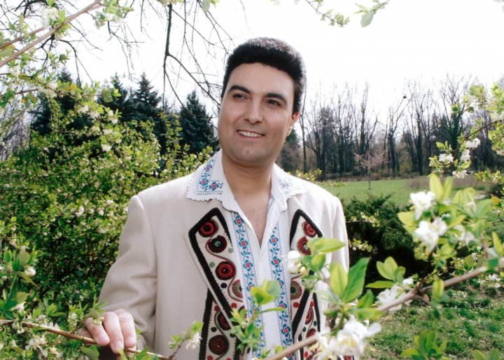 Constantin Măgureanu - Într-o casă lângă drum