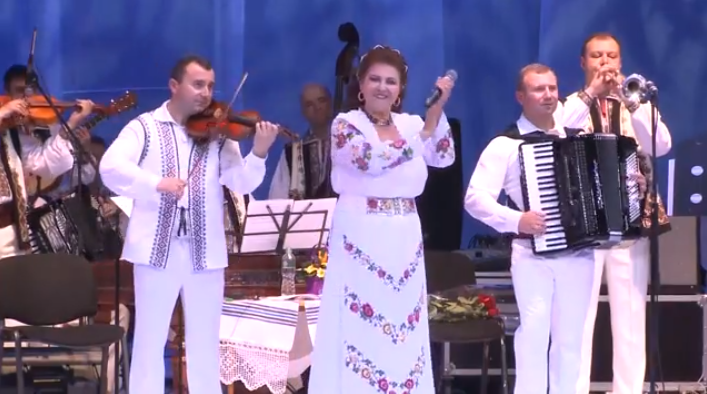 Irina Loghin și Orchestra Fraților Advahov - Lume, lume, ce-ai cu mine